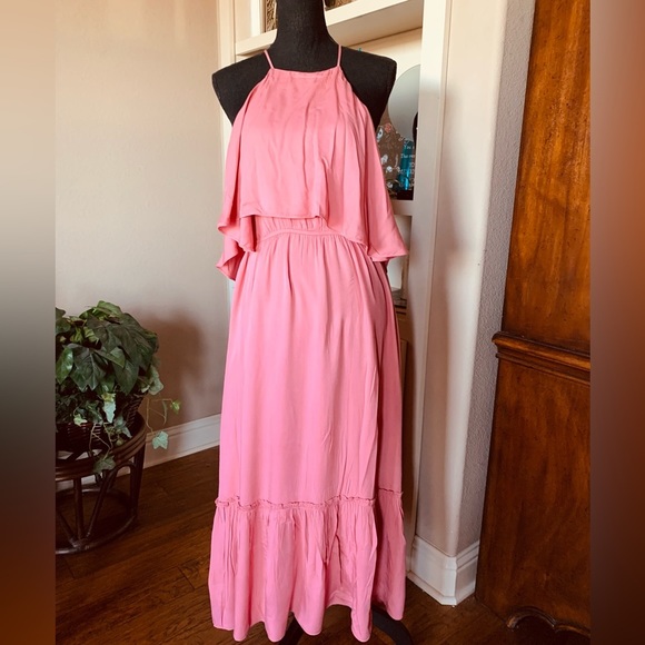 Gianni Bini Dresses & Skirts - Gianni Bini Tiered Maxi Dress